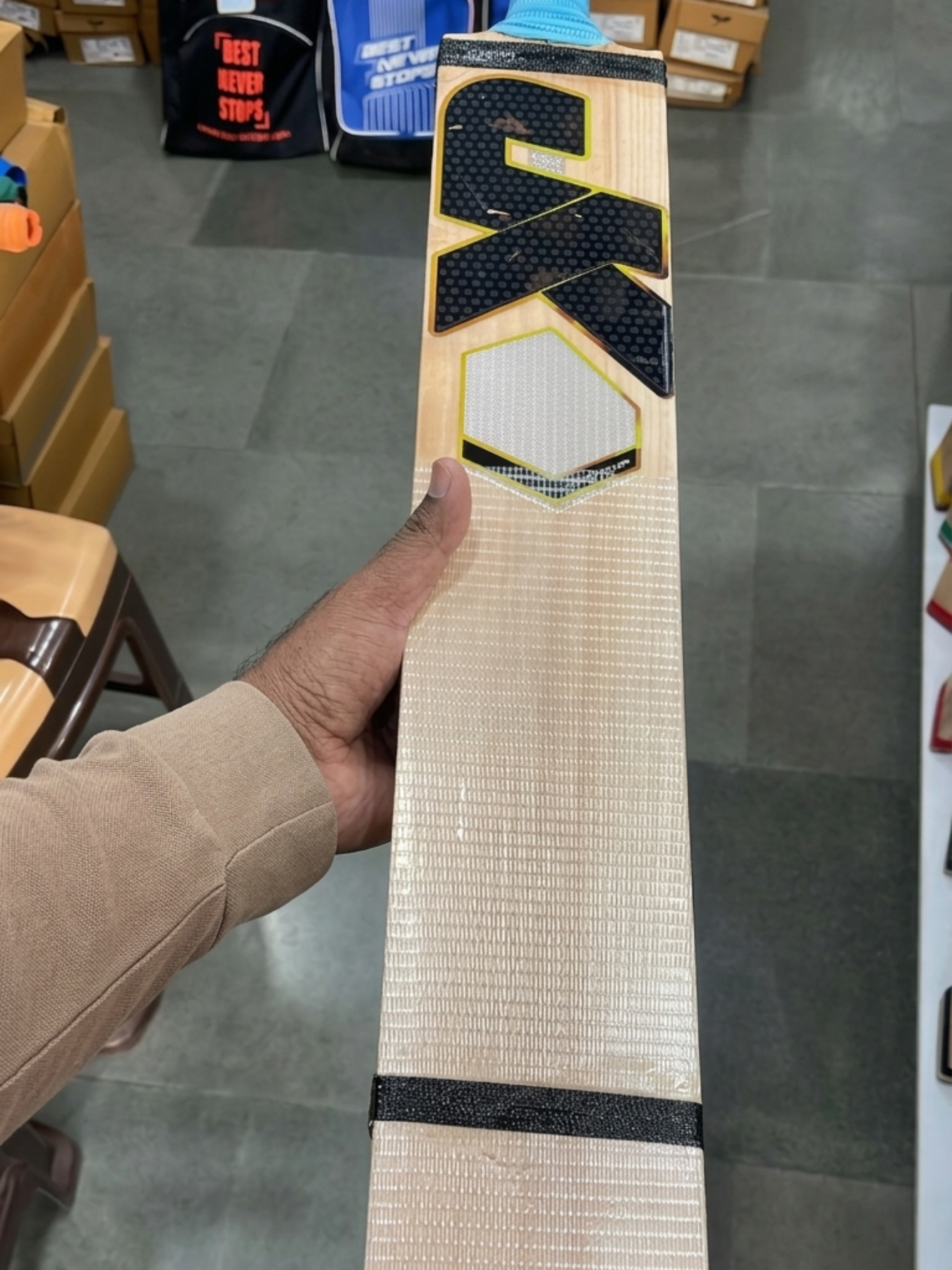 JK Acron Edition The Geometric Black Hard Hitter Bat - Image 2