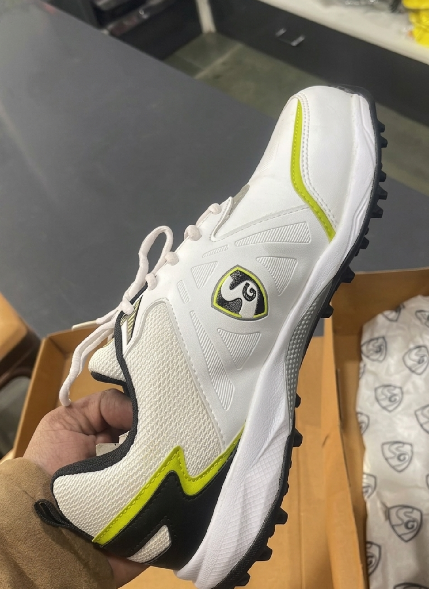SG Performance Cricket / Sports Shoe